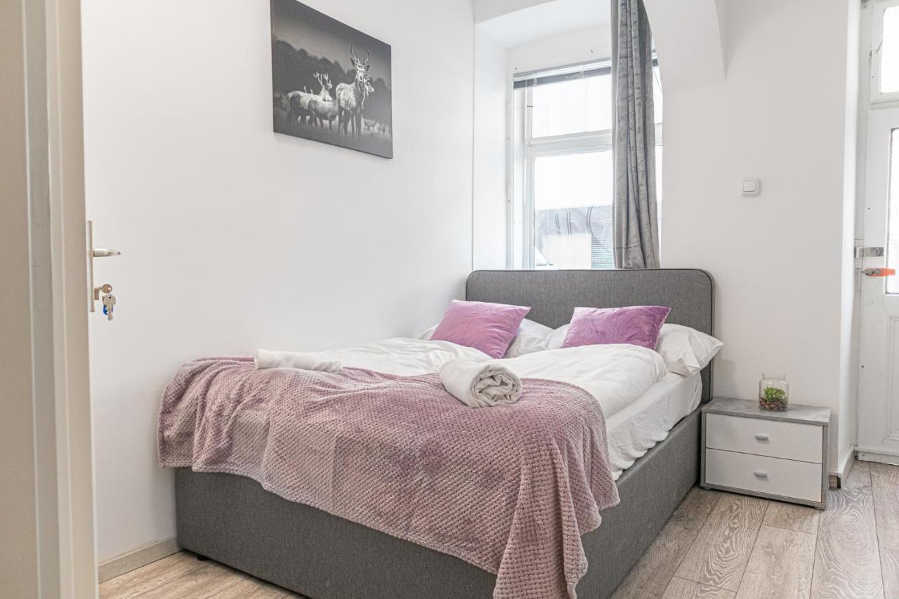 3 Standard Near Hauptbahnhof * Wien